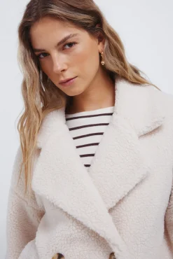 Abrigo borreguito doble abotonadura