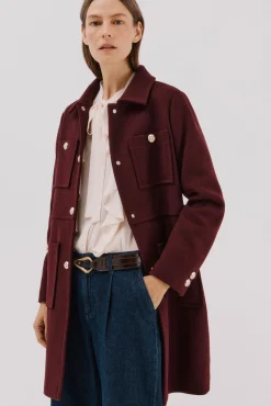 Abrigo botones dorados