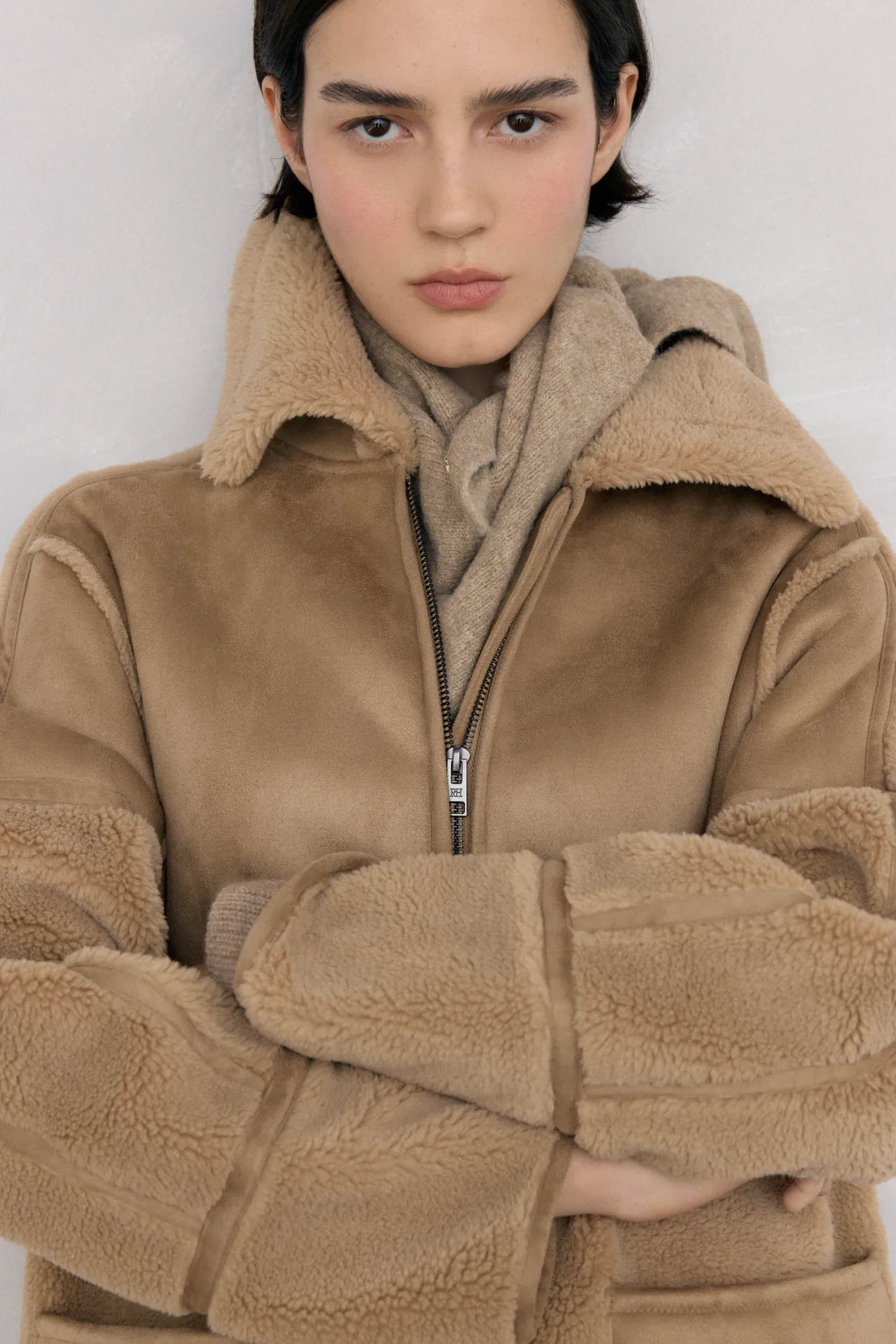 Abrigo combinado texturas