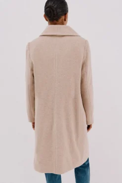 Abrigo con detalle efecto pelo