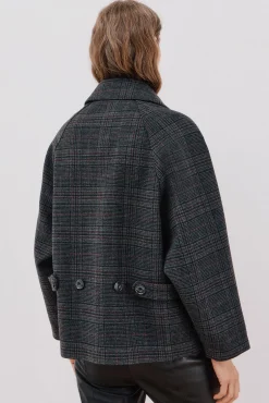 Abrigo corto tejido cuadros