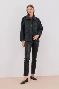 Abrigo corto tejido cuadros