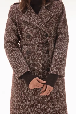 Abrigo cruzado con doble botonatura