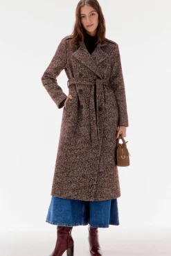 Abrigo cruzado con doble botonatura