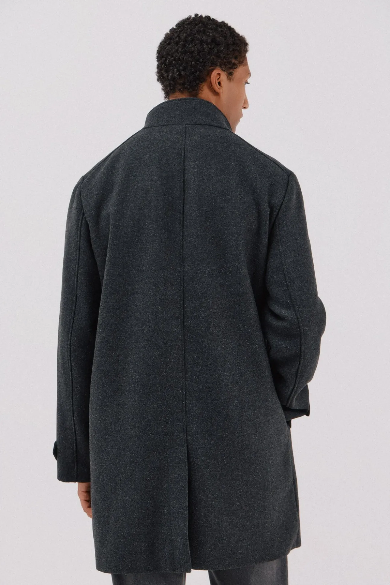 Abrigo cuello tira estructura