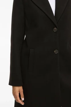 Abrigo de paño con solapas