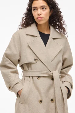 Abrigo de paño largo anudado