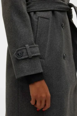 Abrigo de paño manga larga