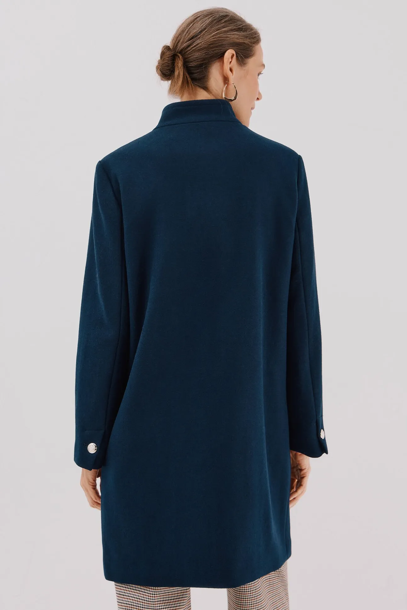 Abrigo doble cruce botón dorado