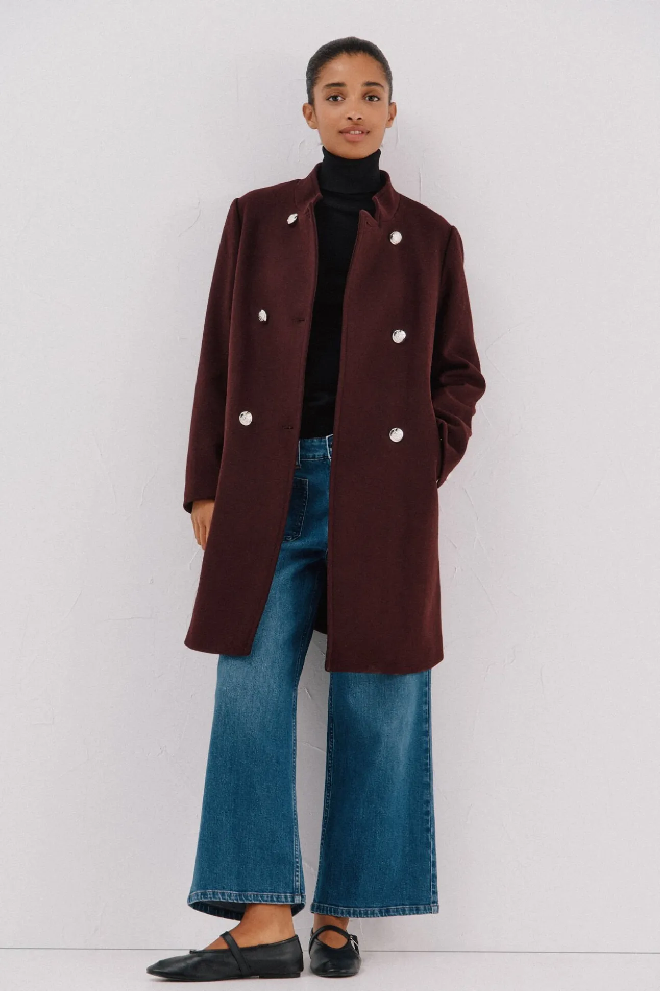 Abrigo doble cruce botón dorado