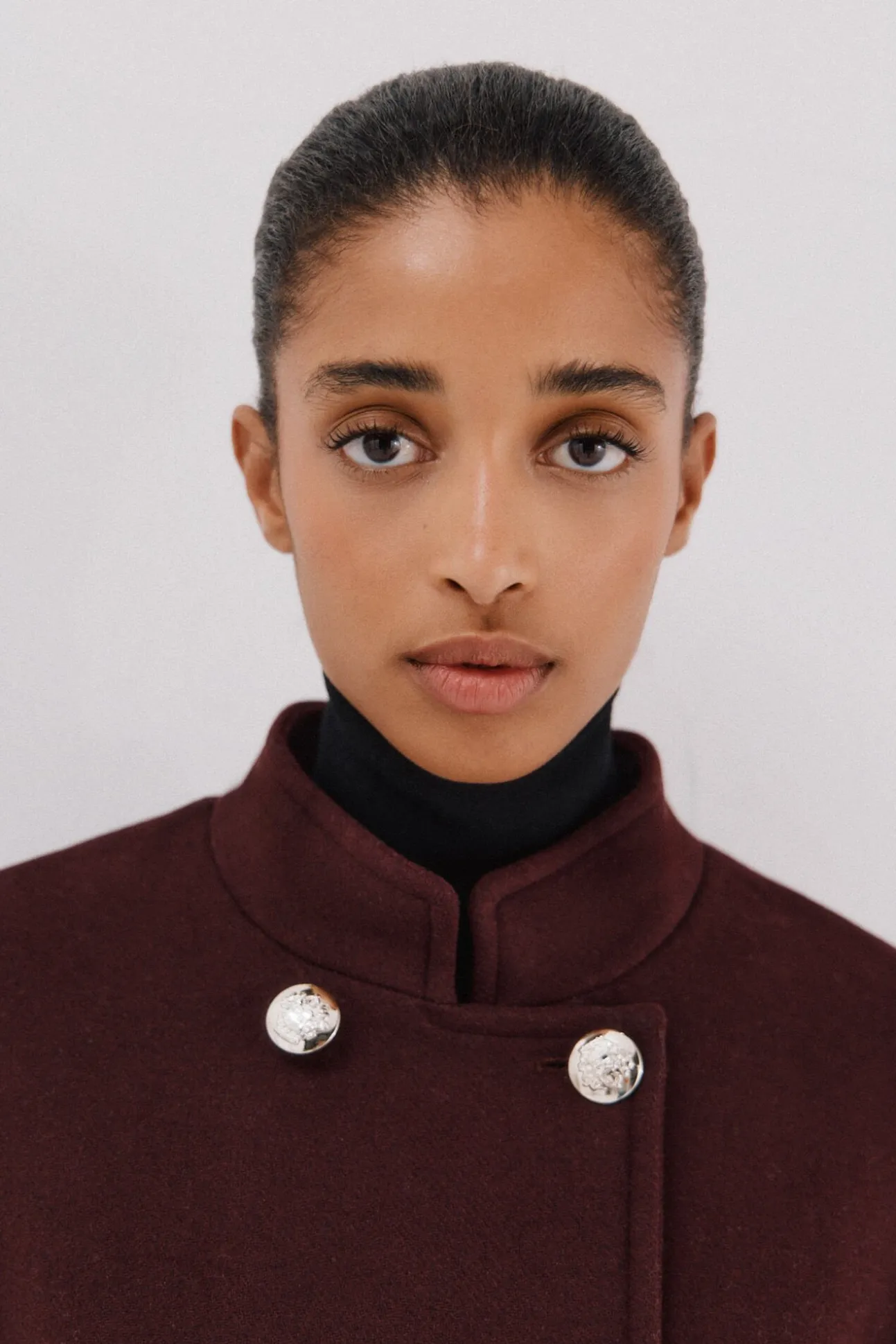 Abrigo doble cruce botón dorado