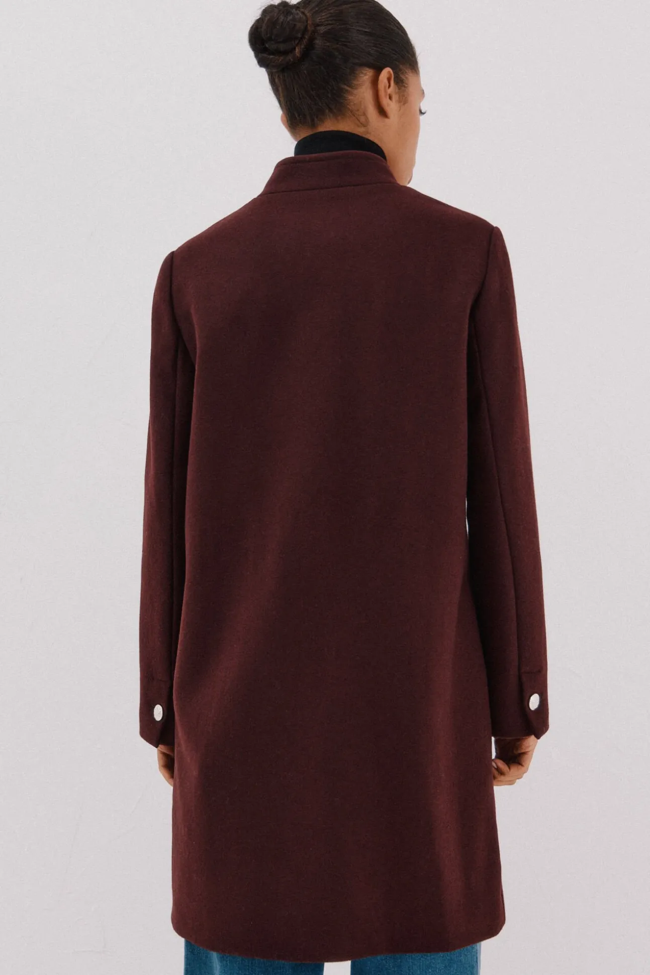 Abrigo doble cruce botón dorado