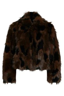 Abrigo efecto pelo con solapas