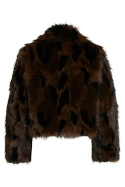 Abrigo efecto pelo con solapas