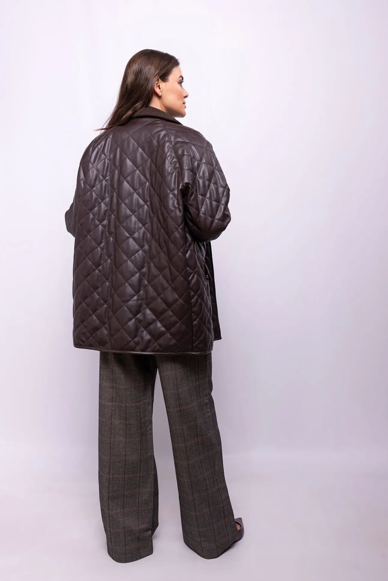 Abrigo efecto piel acolchado