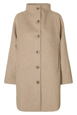 Abrigo lana cuello chimenea.