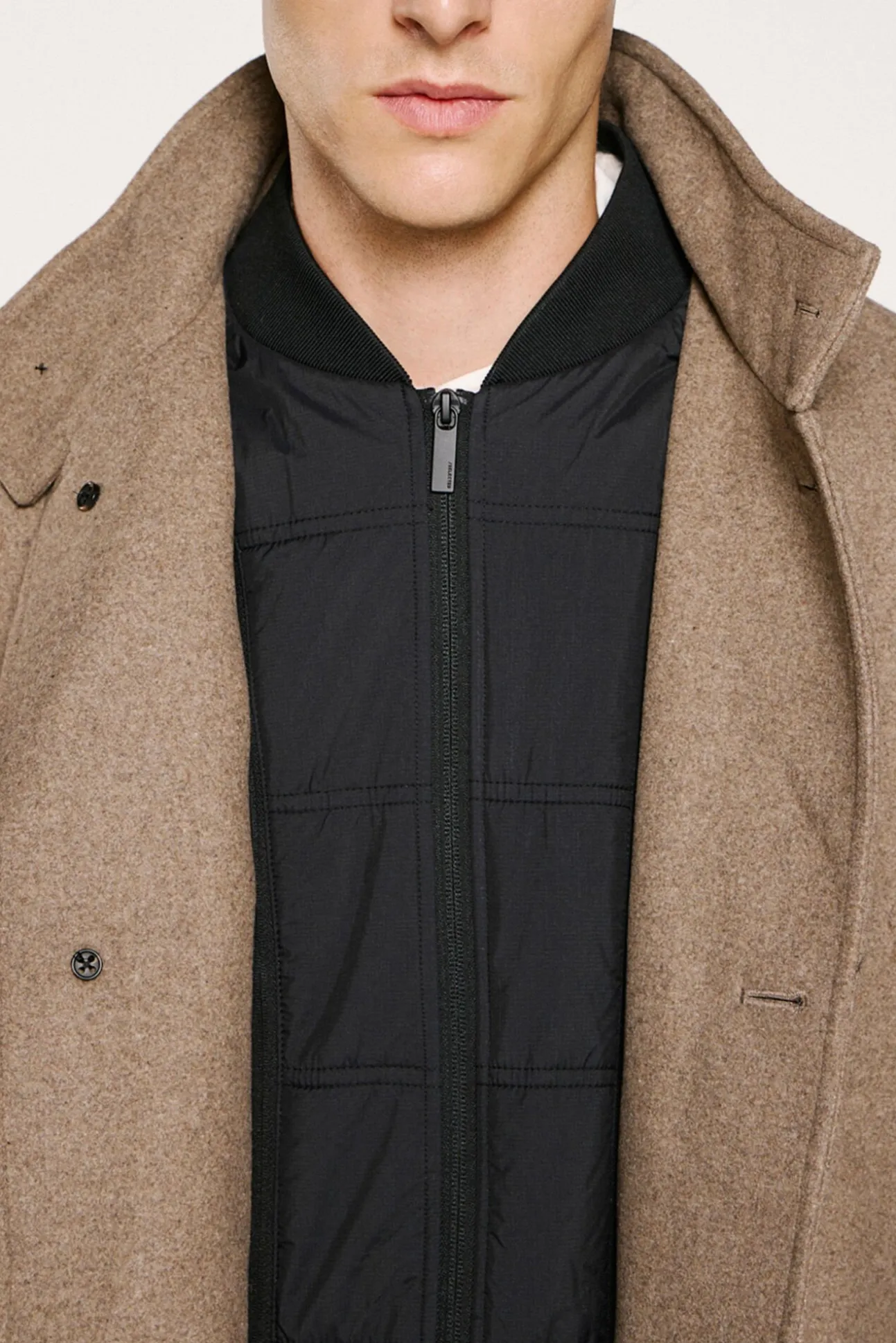 Abrigo lana cuello chimenea