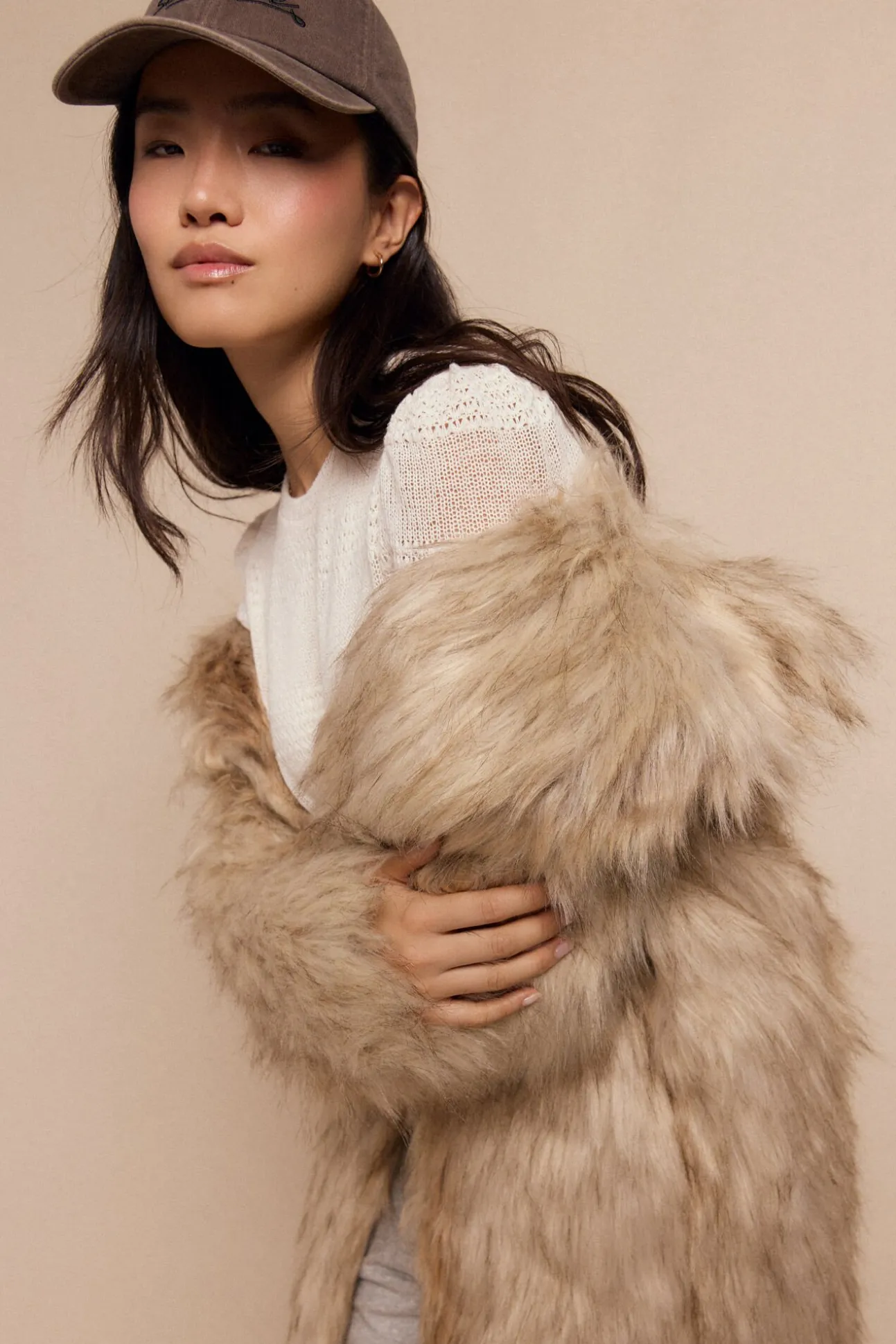 Abrigo largo efecto pelo