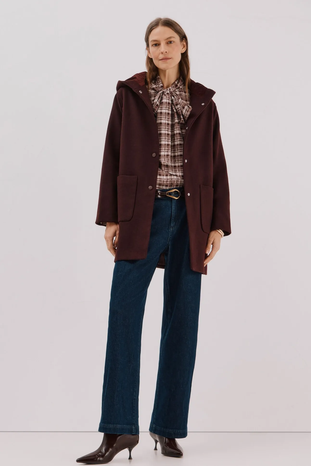 Abrigo paño capucha