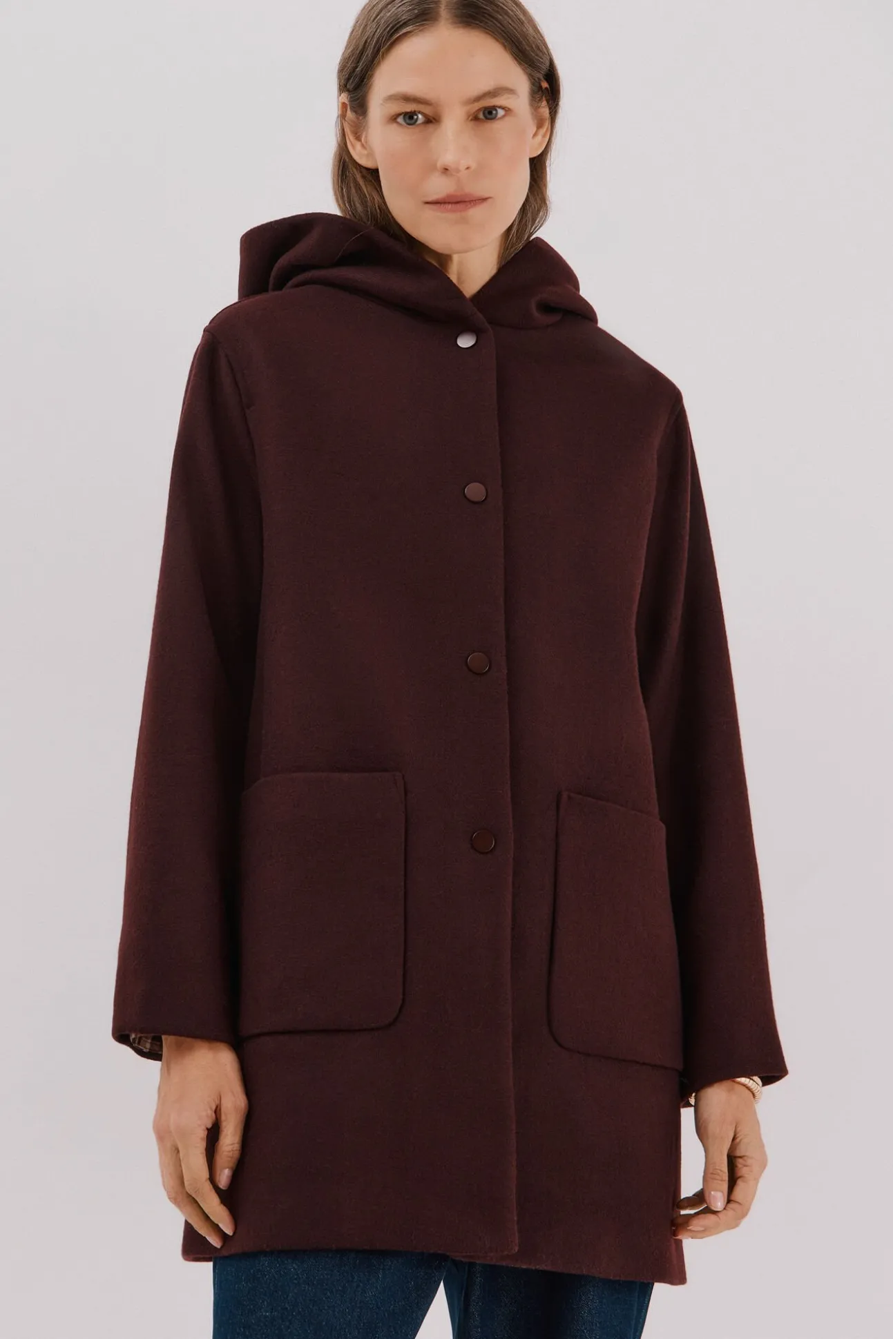 Abrigo paño capucha