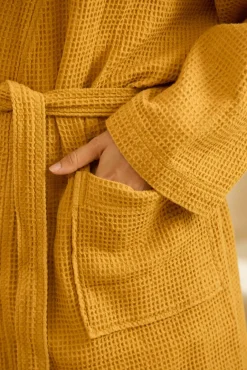 Albornoz de nido de abeja mostaza Jupiter