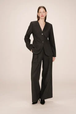 Americana sin cuello