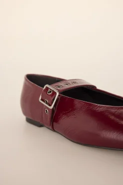 Bailarina de piel con arandelas