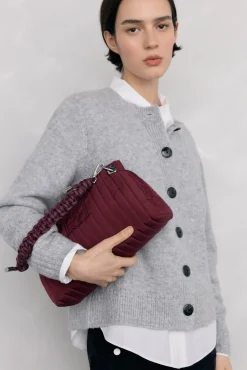 Bandolera nylon con cremallera y asa cordones