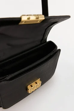 Bandolera piel con cierre metálico