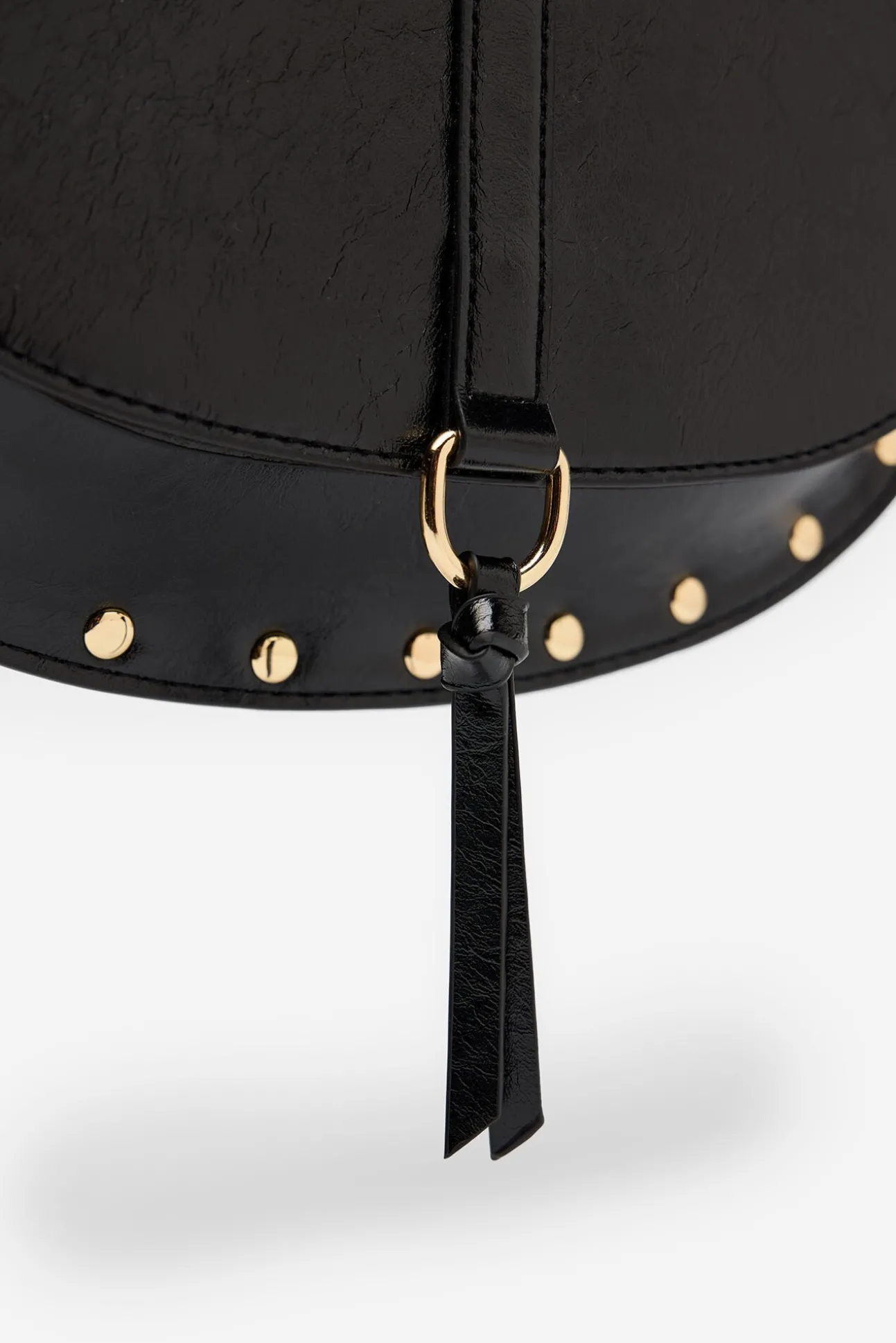 Bandolera solapa tachas