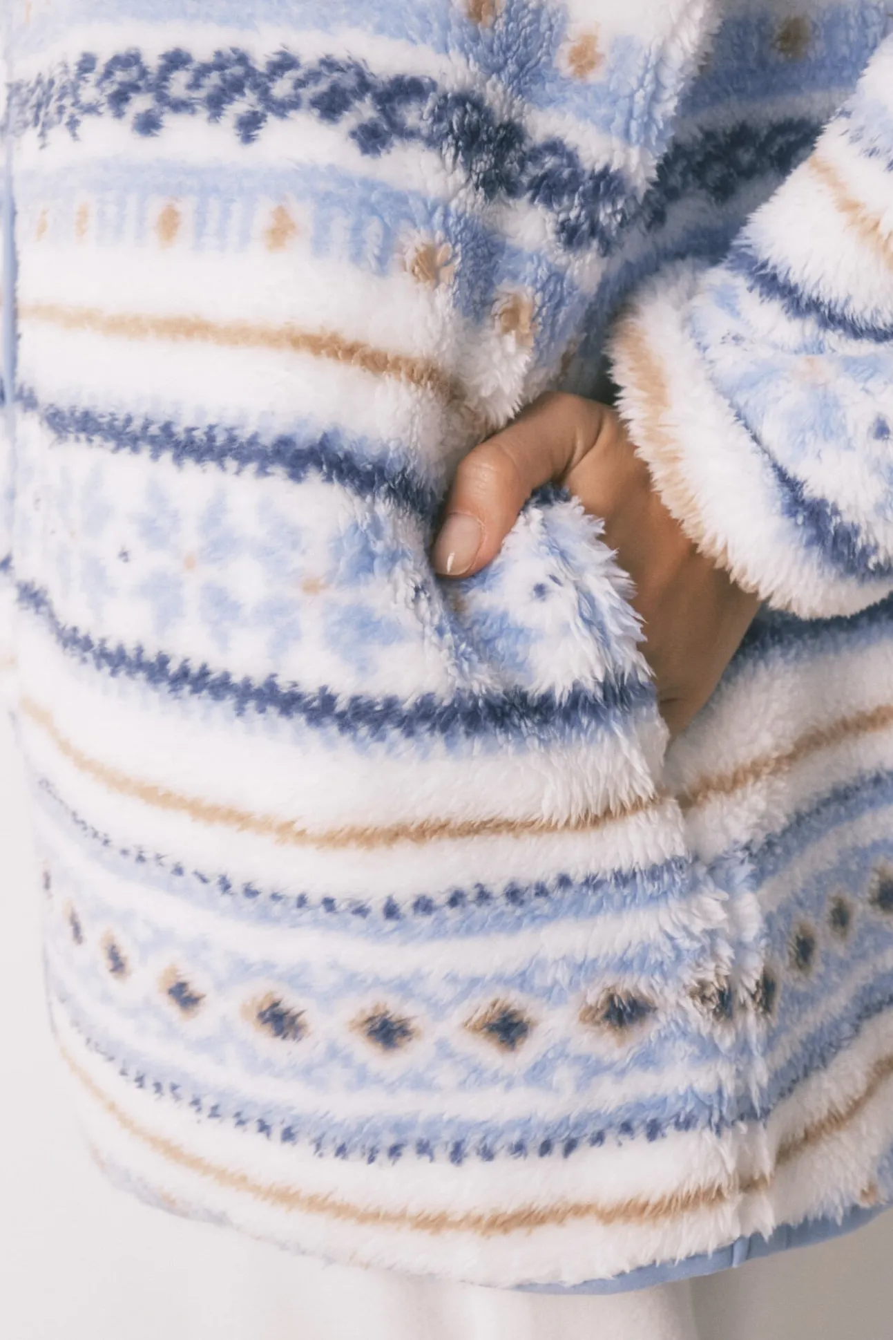 Bata capucha Snoopy cenefas