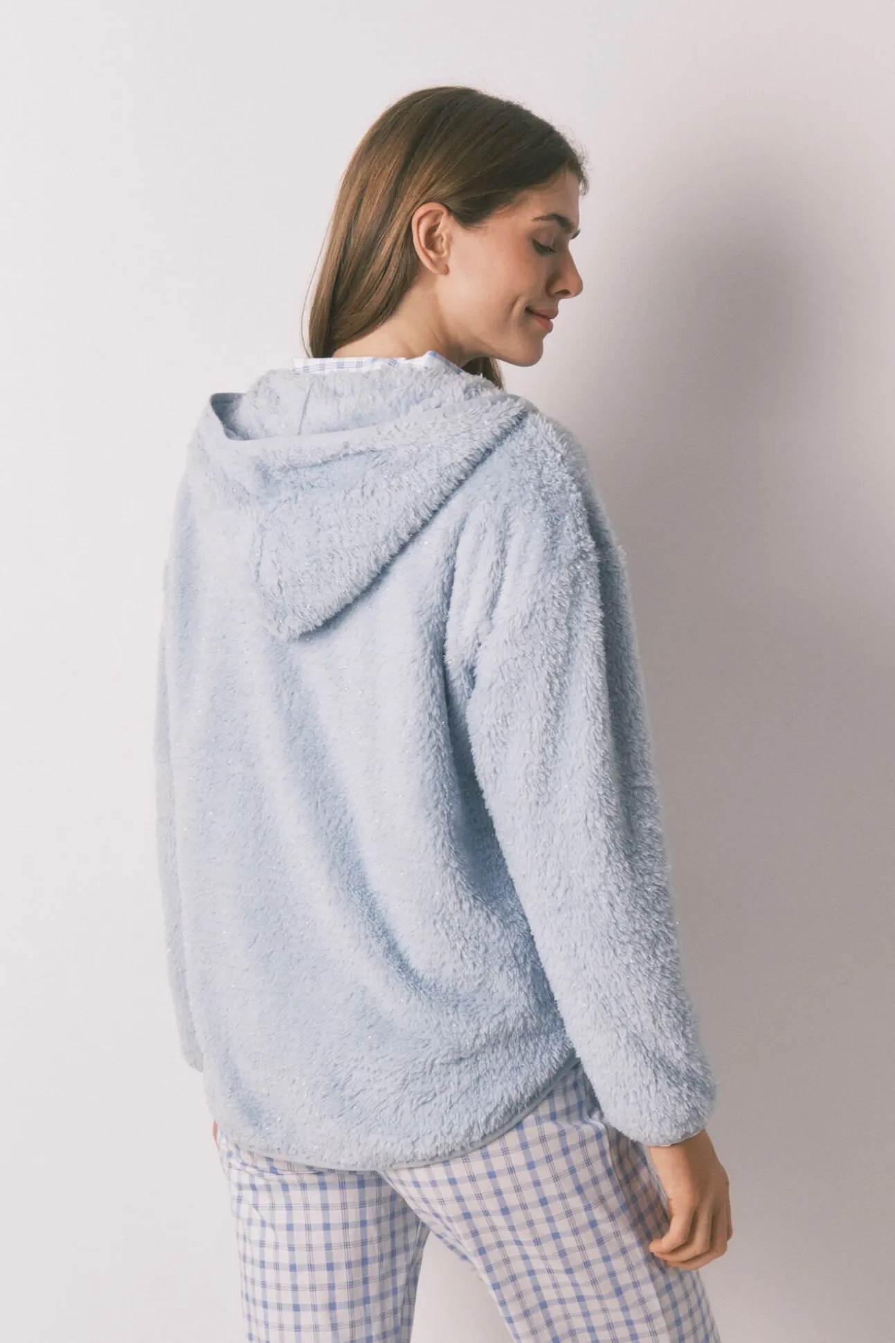 Bata corta tejido pelo azul lurex