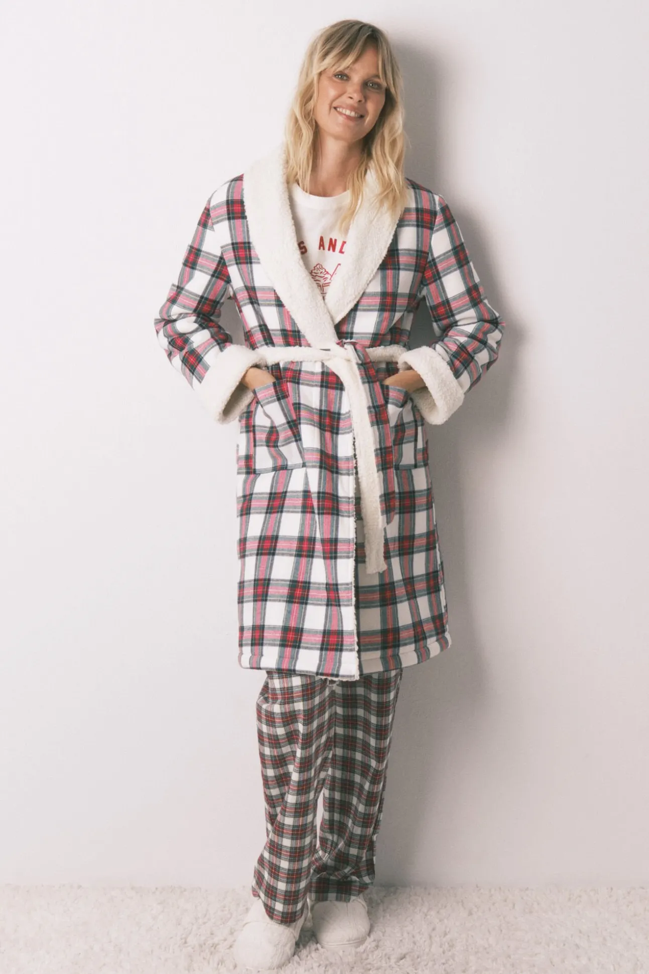 Bata cuadros franela y borreguito