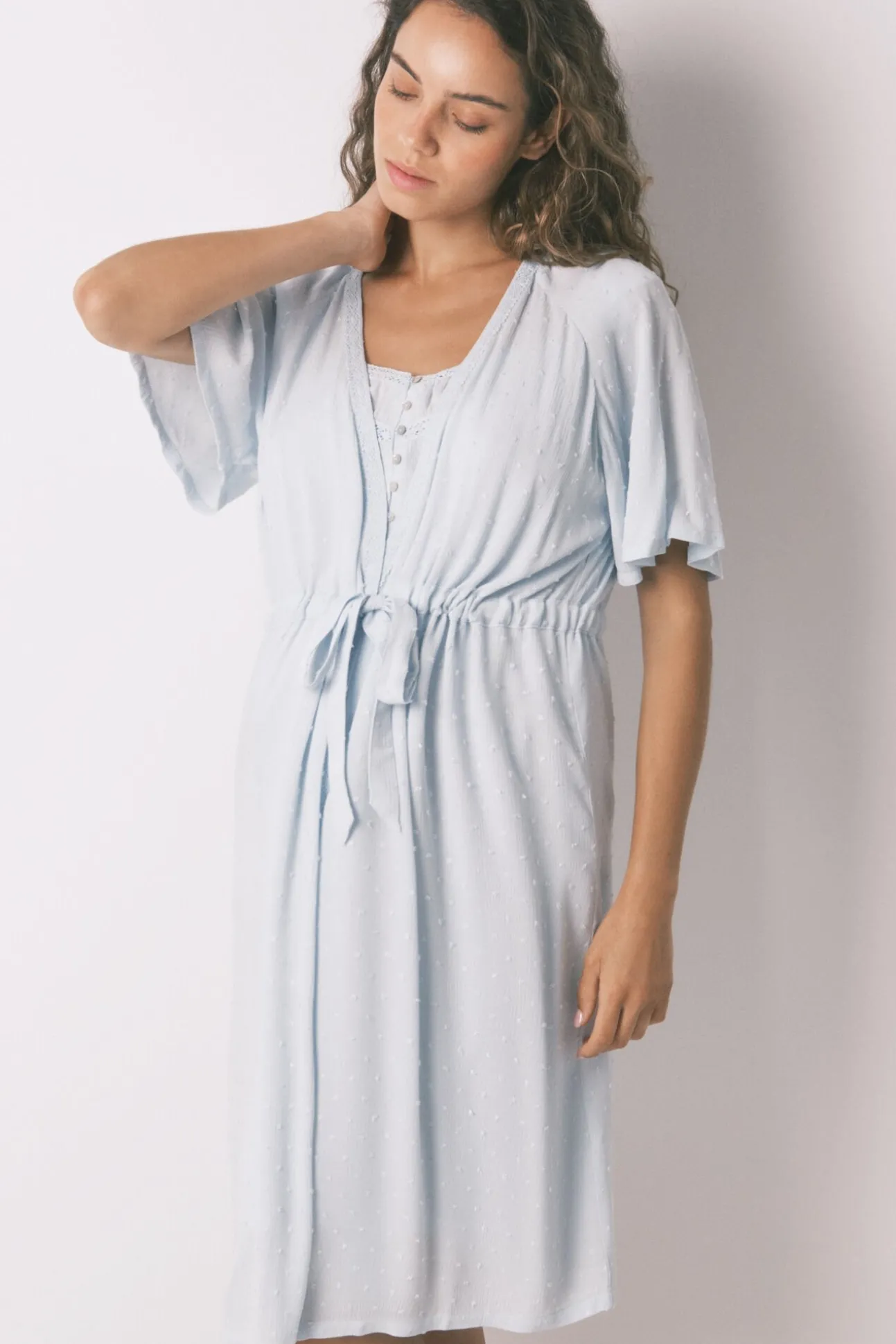 Bata larga "maternity" manga corta viscosa verde