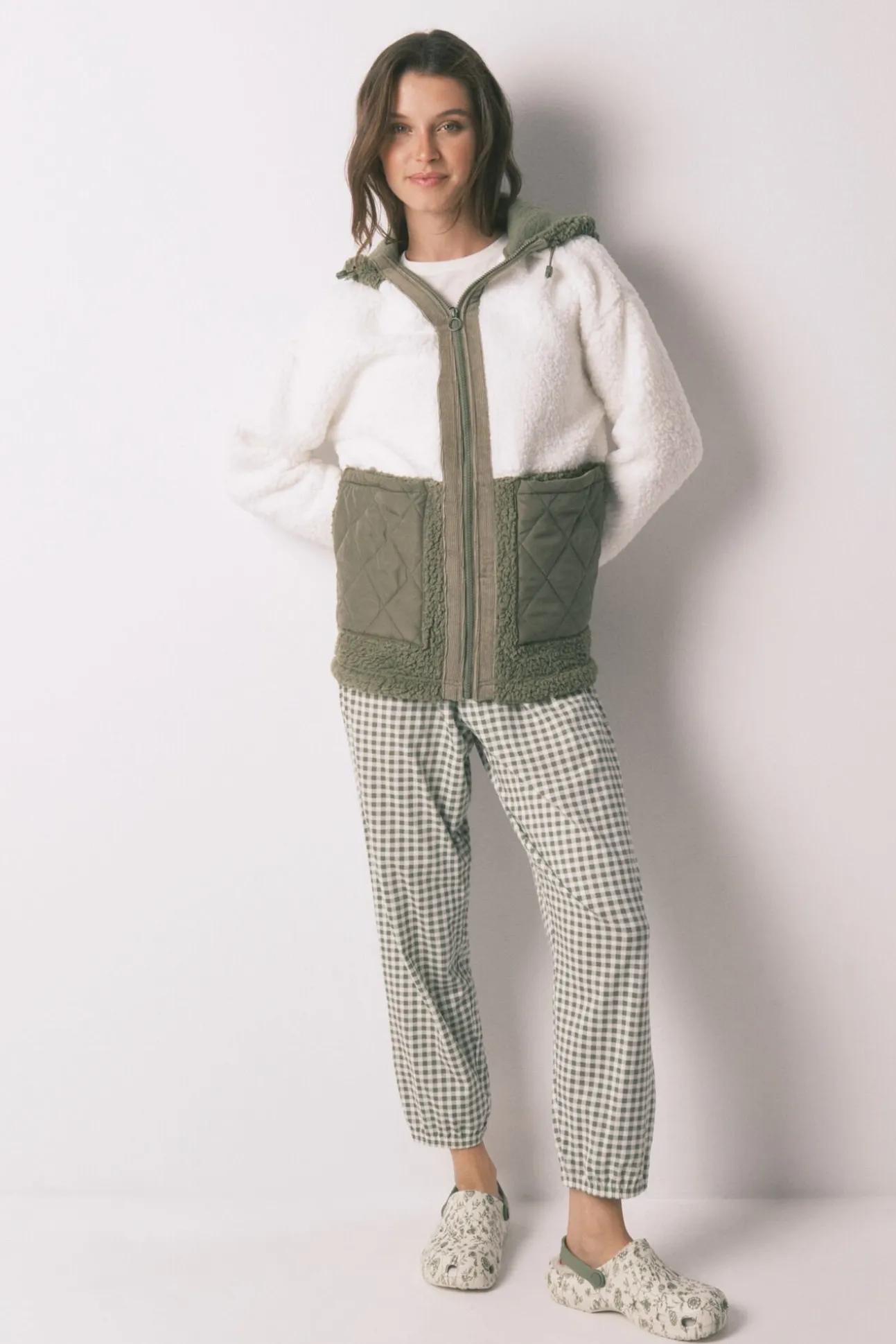 Bata midi borreguito block verde