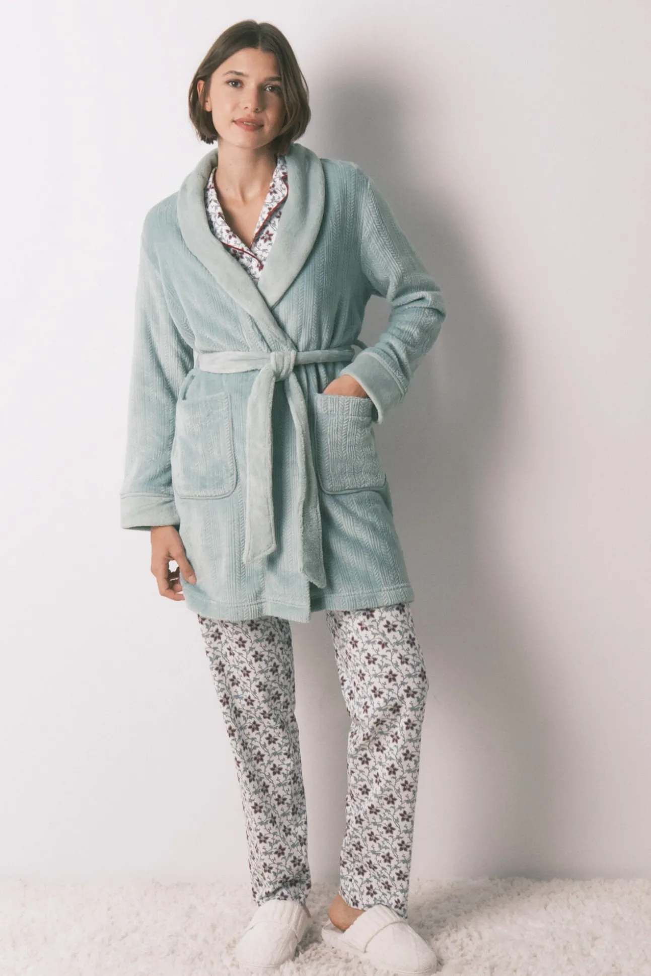 Bata midi cruzada tejido polar azul