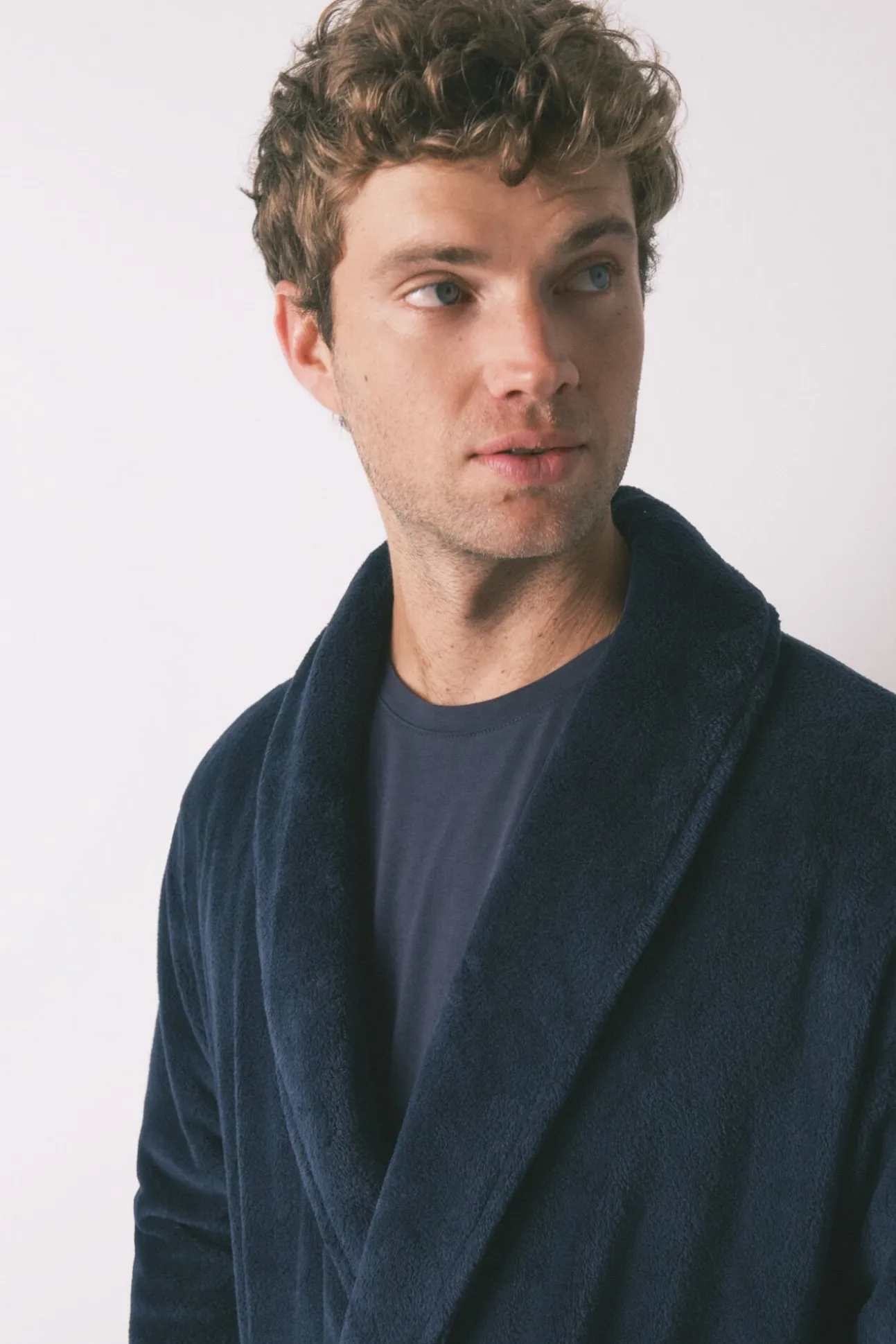 Bata midi hombre polar azul