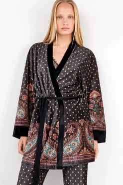 Bata tipo kimono terciopelo
