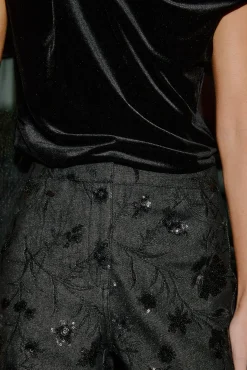 Becca. Vaquero bordado