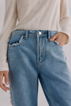 Berta. Vaqueros deshilachados