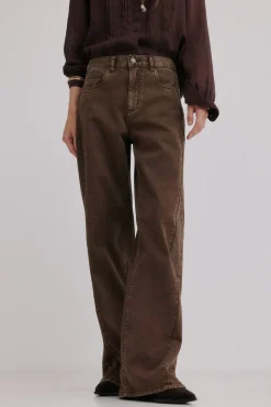 Beth. Vaqueros efecto lavado