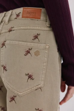 Bettina. Vaqueros bordados