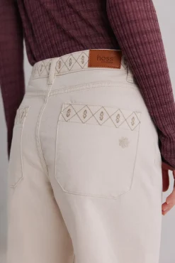 Bianca. Vaqueros bordados
