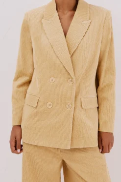 Blazer de mujer cruzada de pana