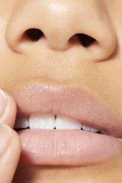 Bálsamo labial hidratante con fragancia de merengue de limón