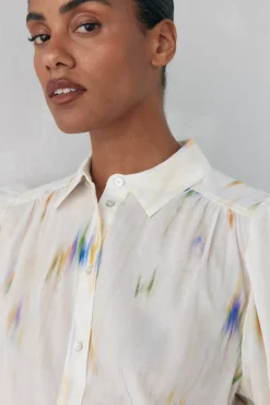 Blusa amplia estampada