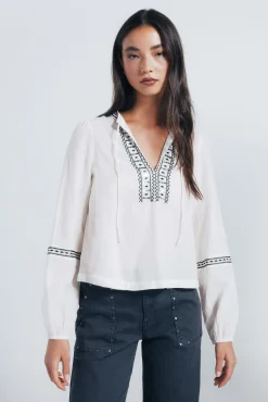 Blusa boho bordados lentejuelas