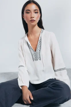 Blusa boho bordados lentejuelas