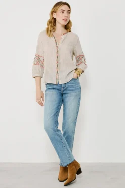 Blusa de algodón con bordados étnicos