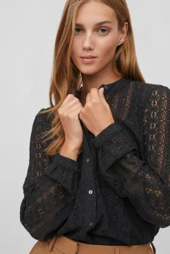 Blusa de encaje con manga larga